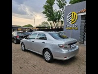 2015 TOYOTA COROLLA QUEST 1.6 A/T 